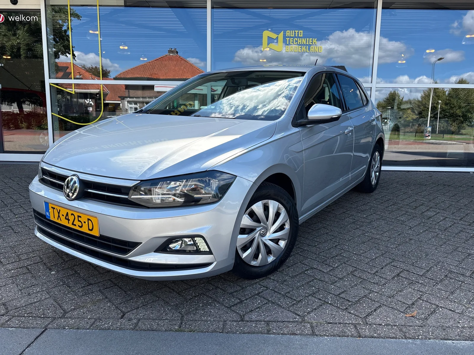 Volkswagen Polo (2018) — foto 1