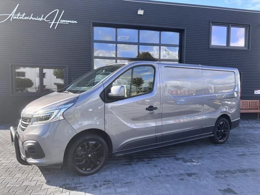 Renault Trafic (2020) — foto 1