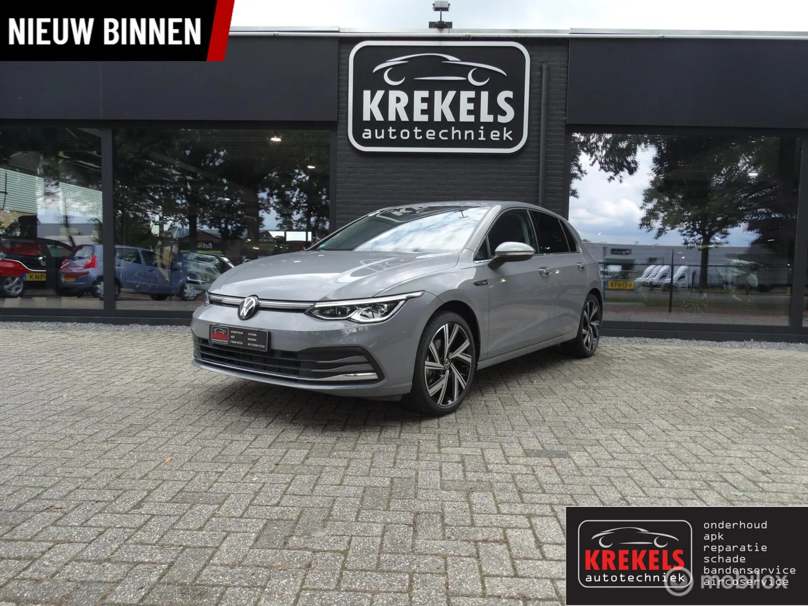 Volkswagen Golf (2024) — foto 1