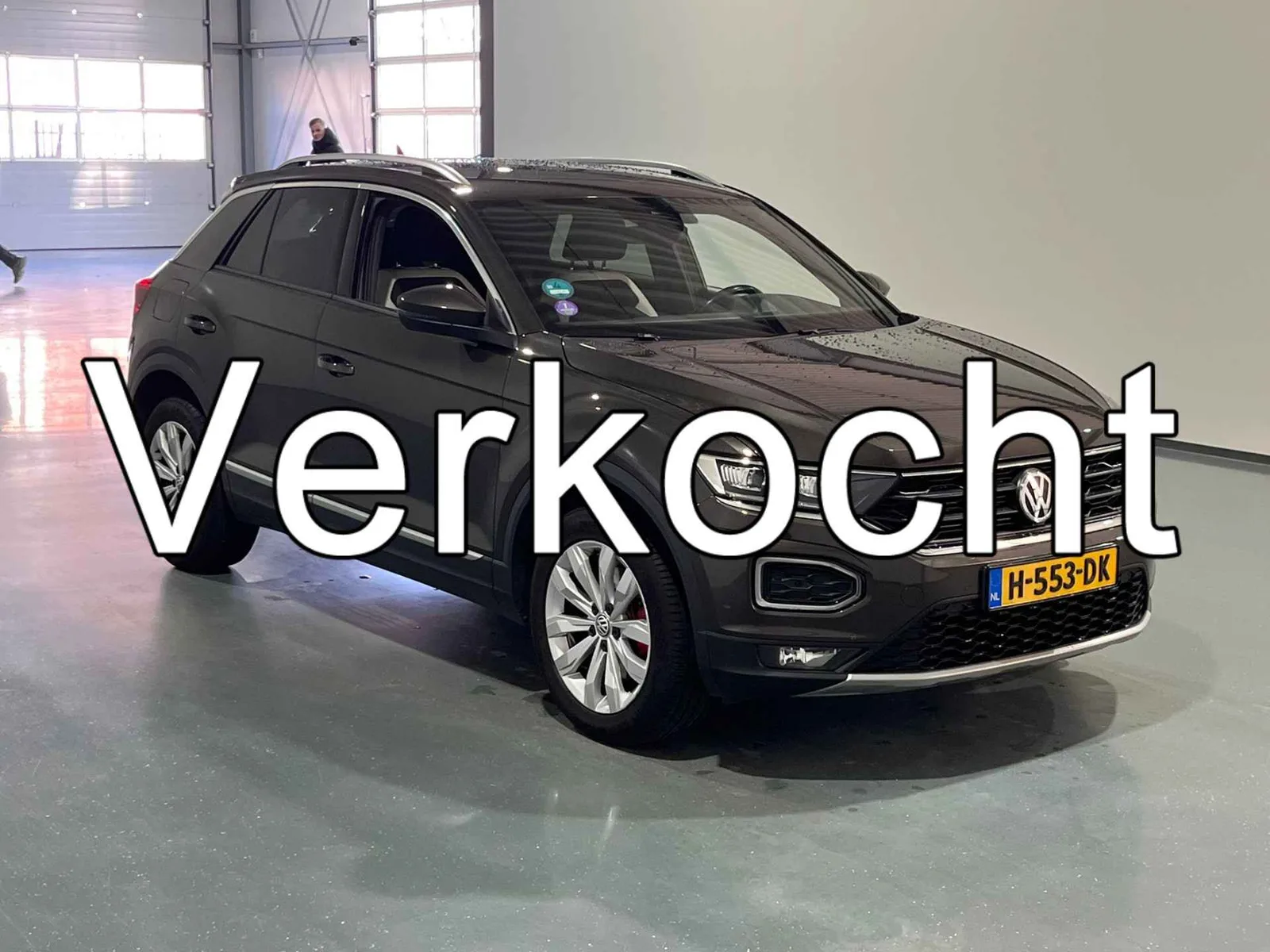 Volkswagen T-Roc (2020) — foto 1