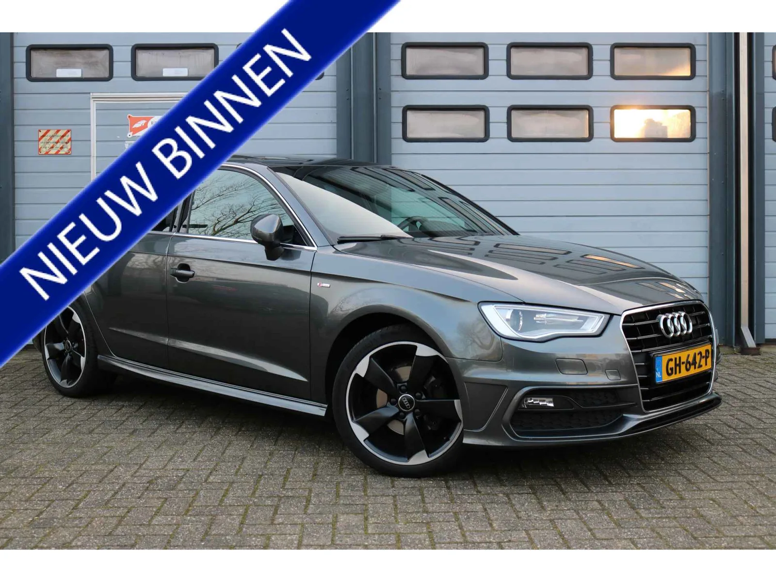 Audi A3 (2015) — foto 1