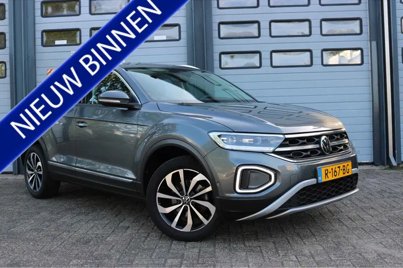 Volkswagen T-Roc (2022)