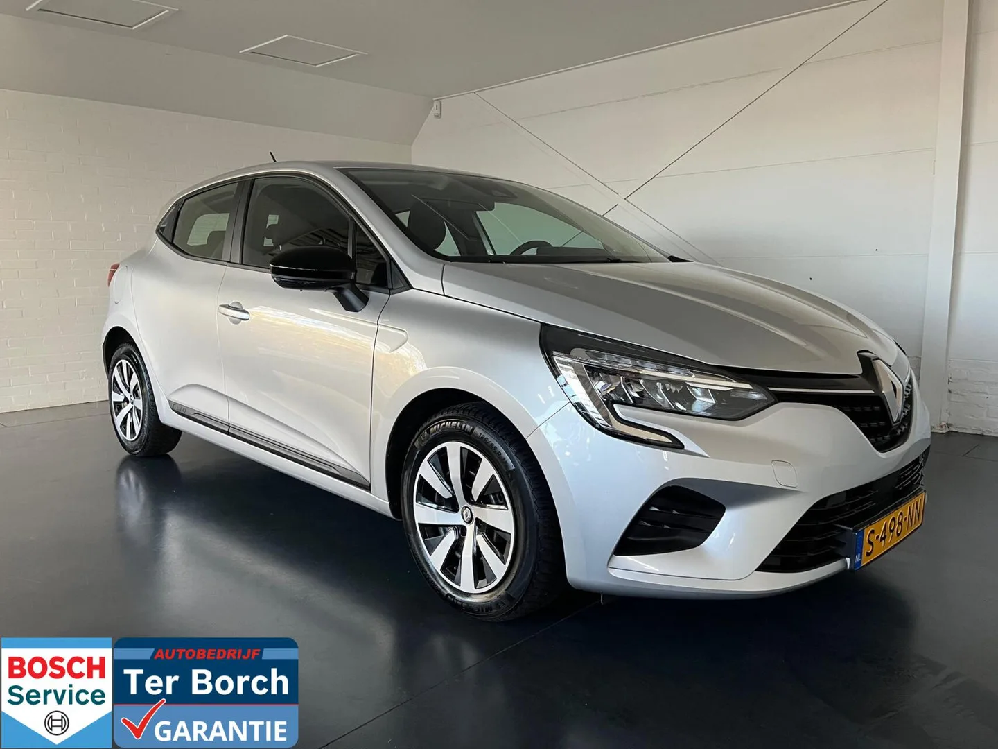 Renault Clio (2023) — foto 1