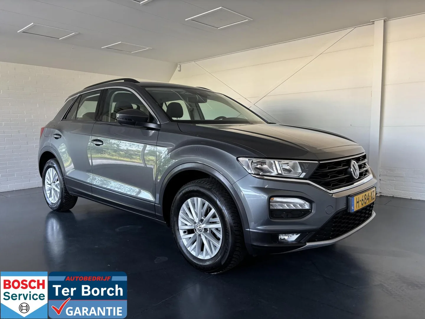 Volkswagen T-Roc (2020) — foto 1