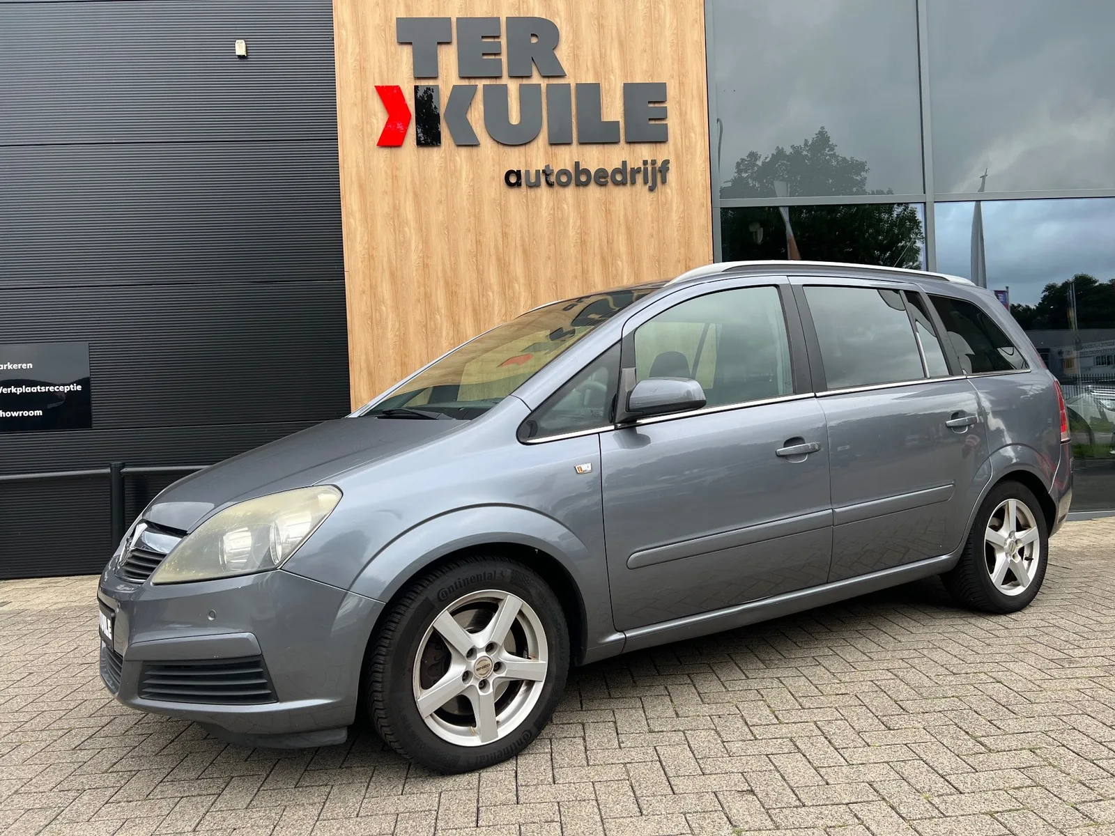 Opel Zafira (2005) — foto 1