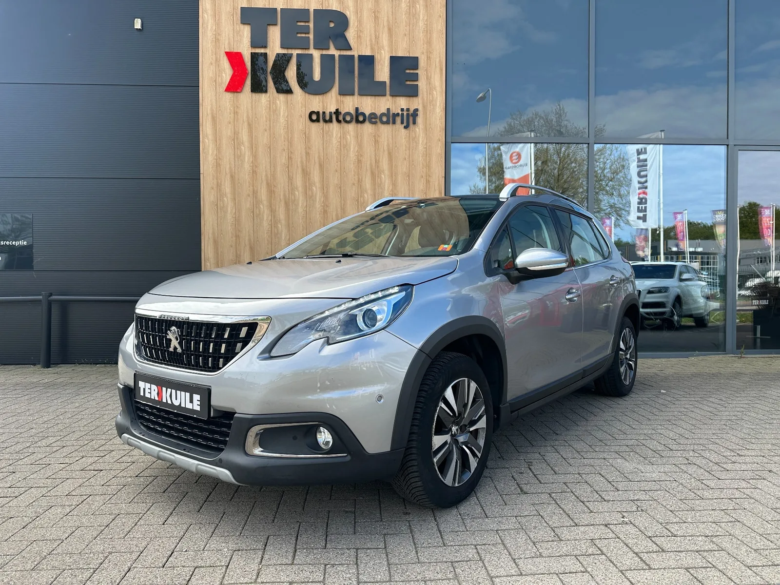 Peugeot 2008 (2016) — foto 1