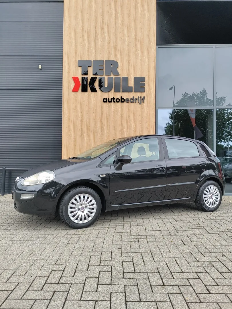 Fiat Punto (2010) — foto 1