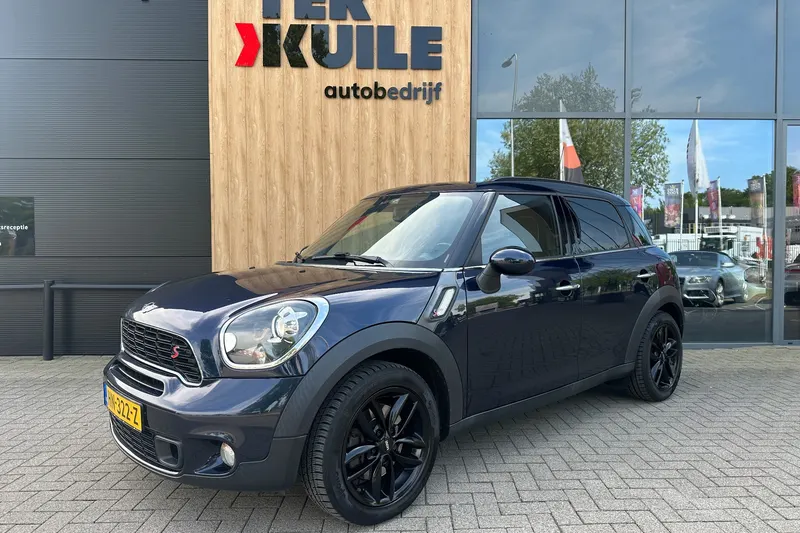 MINI Countryman (2012)
