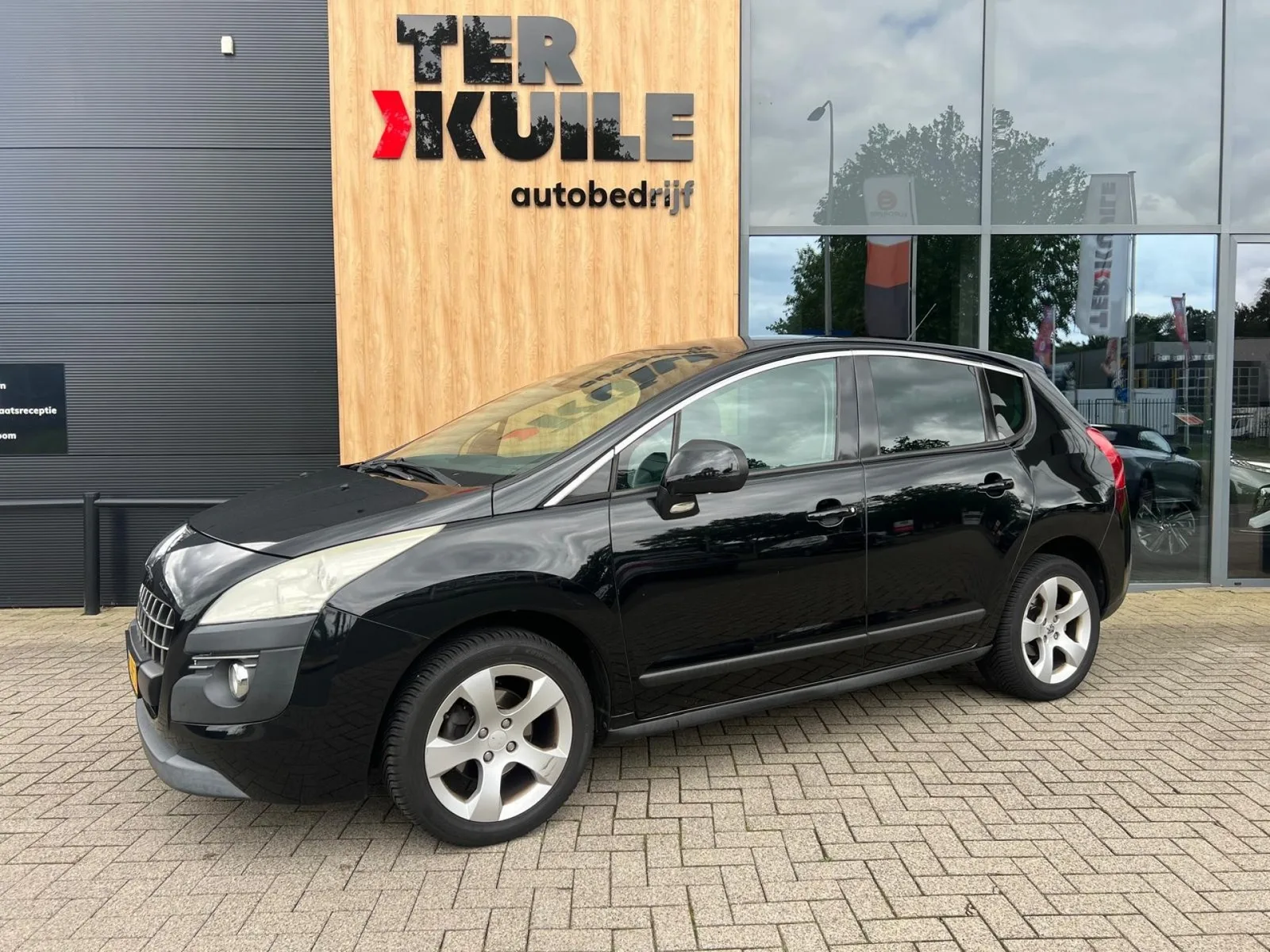 Peugeot 3008 (2010) — foto 1