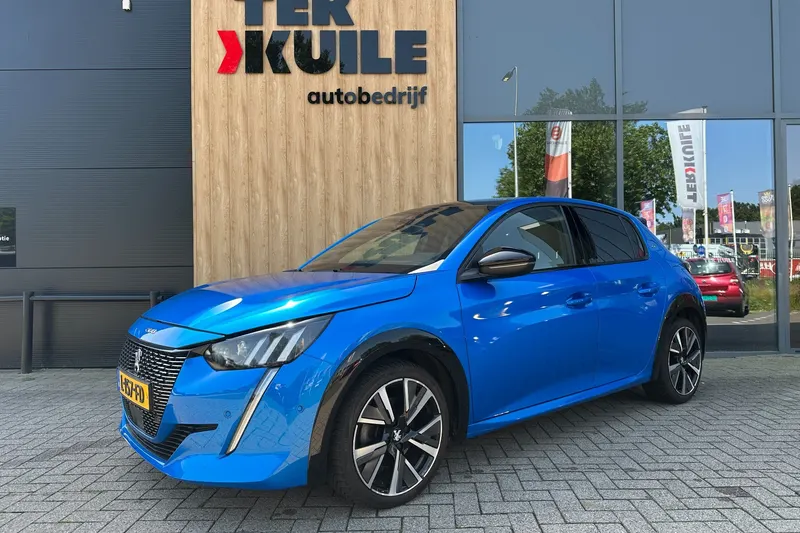 Peugeot 208 (2021)