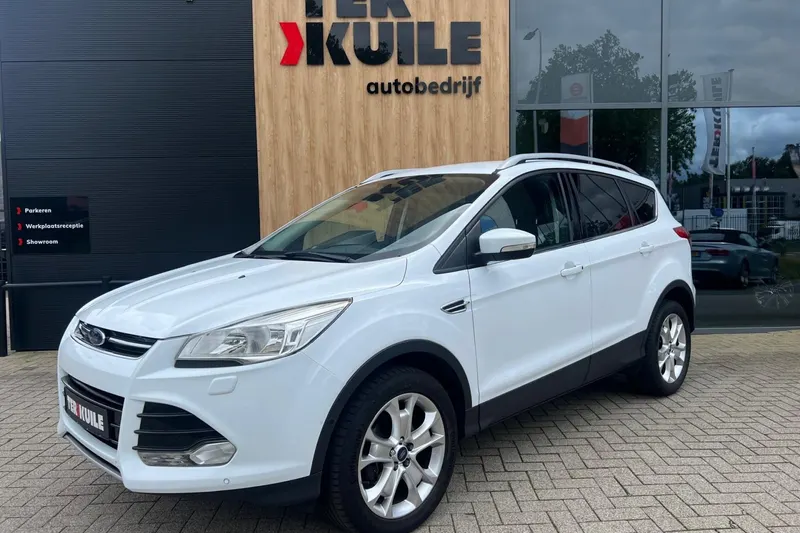 Ford Kuga (2015)