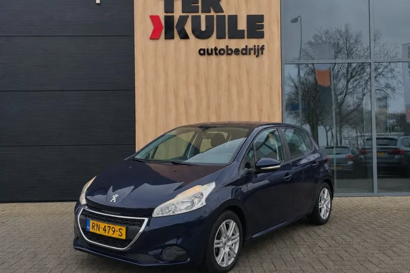 Peugeot 208 (2014)