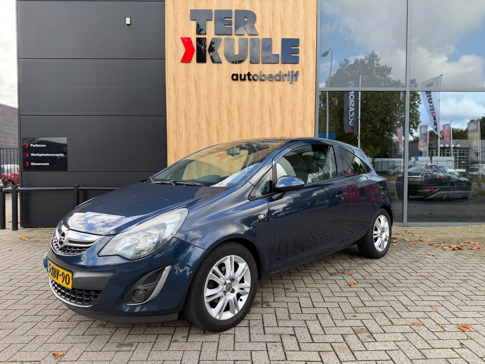 Opel Corsa (2014) — foto 1
