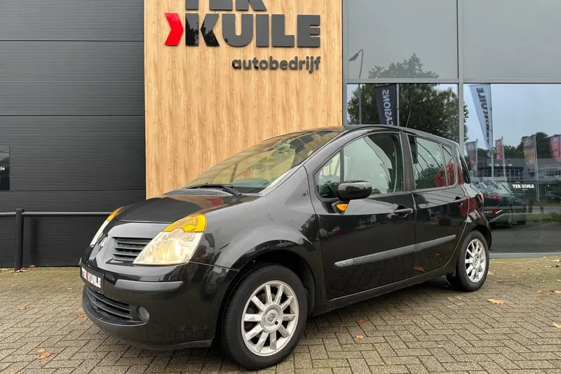 Renault Modus (2004)