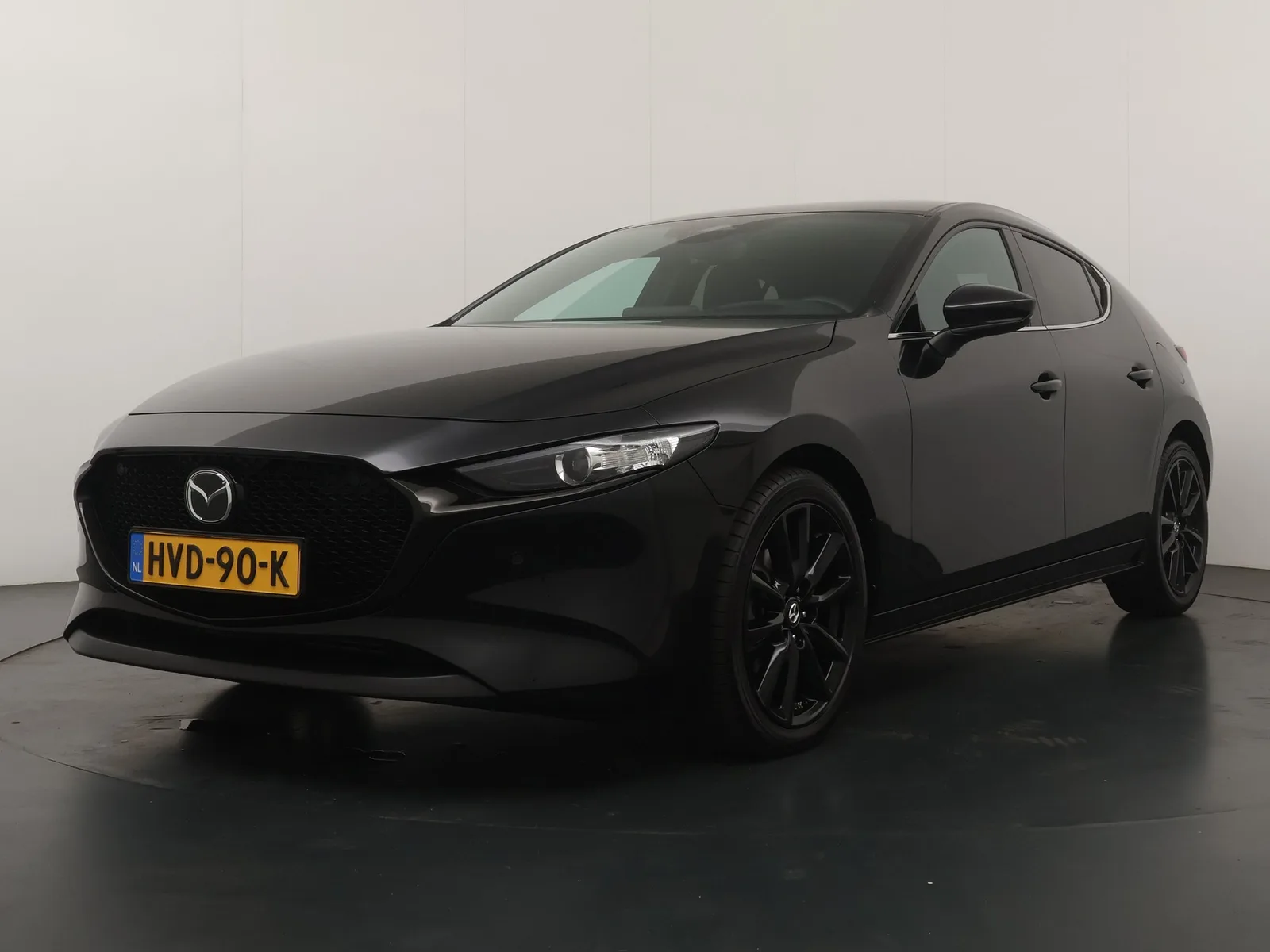Mazda 3 (2025) — foto 1