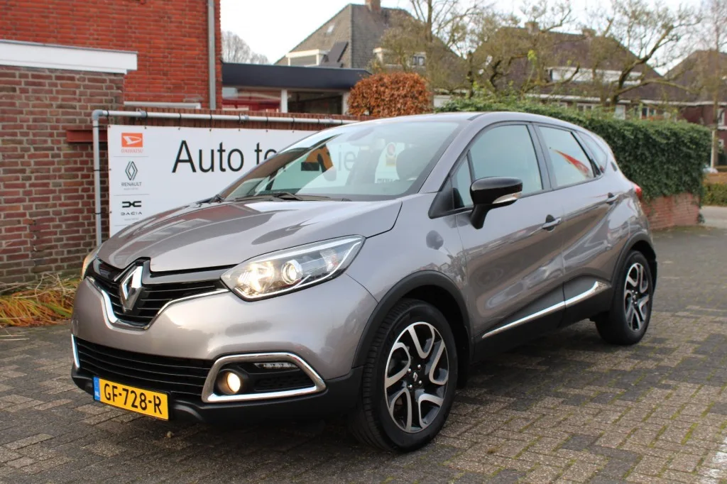 Renault Captur (2015) — foto 1