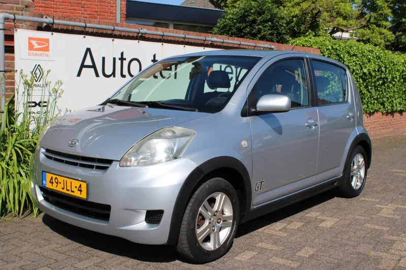 Daihatsu SIRION (2009)