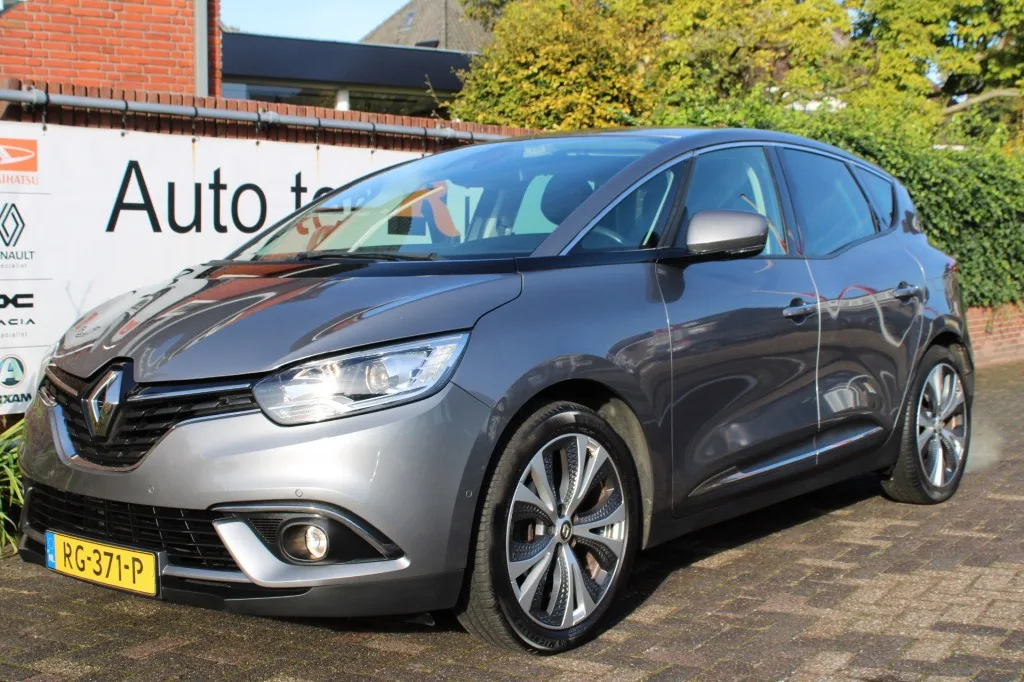 Renault Scénic (2017) — foto 1