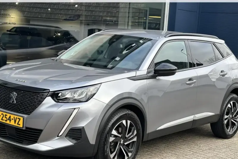 Peugeot 2008 (2022)