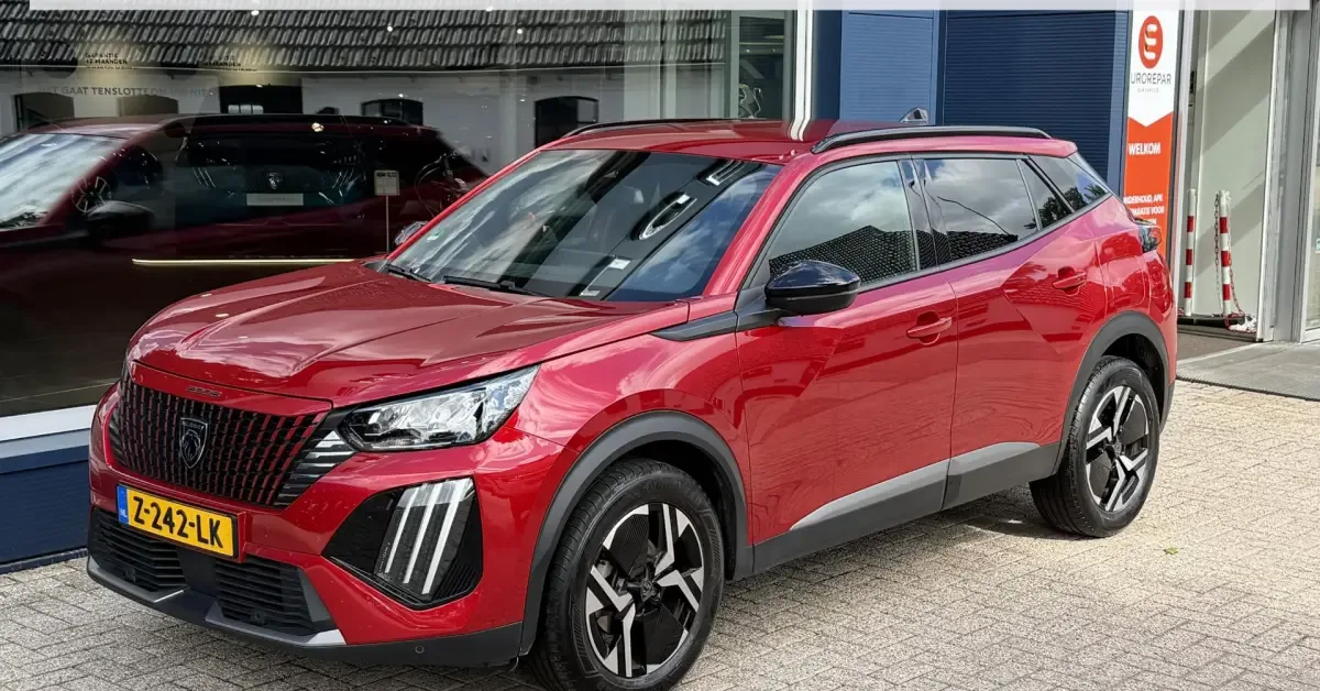 Peugeot 2008 (2023) — foto 1