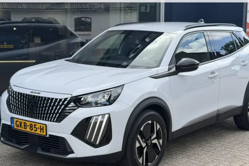 Peugeot 2008 (2024)