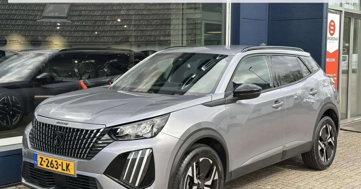 Peugeot 2008 (2023) — foto 1