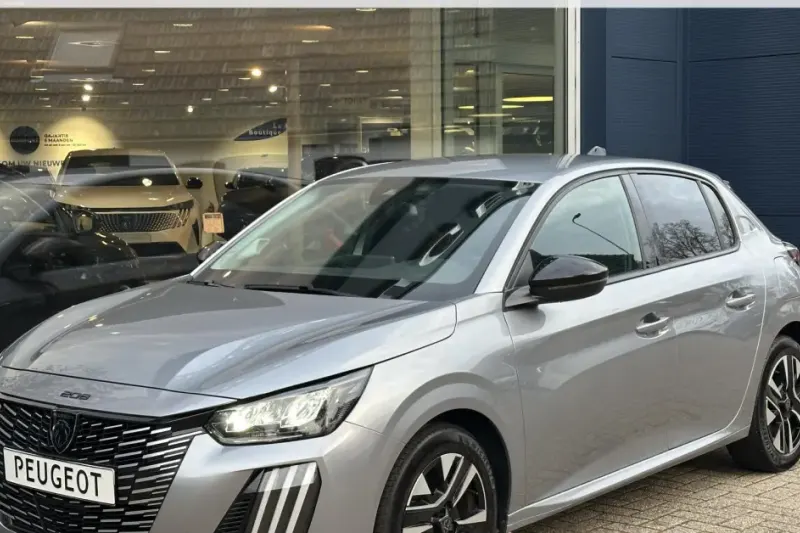 Peugeot 208 (2024)