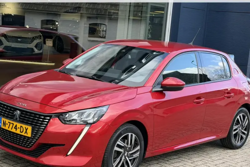 Peugeot 208 (2021)