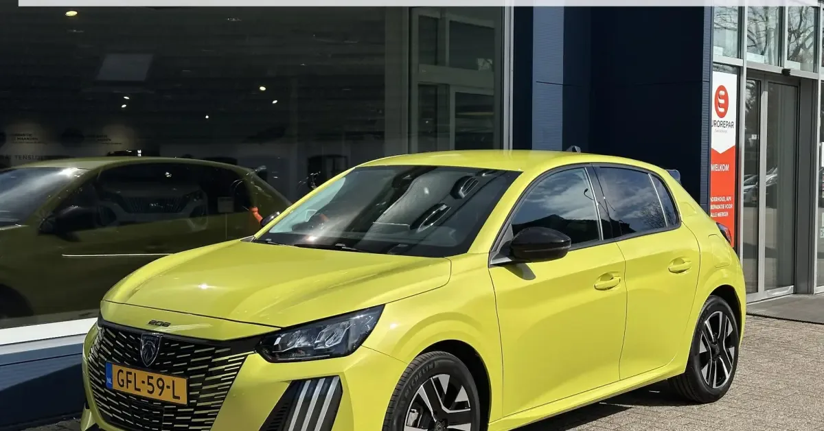 Peugeot 208 (2024) — foto 1