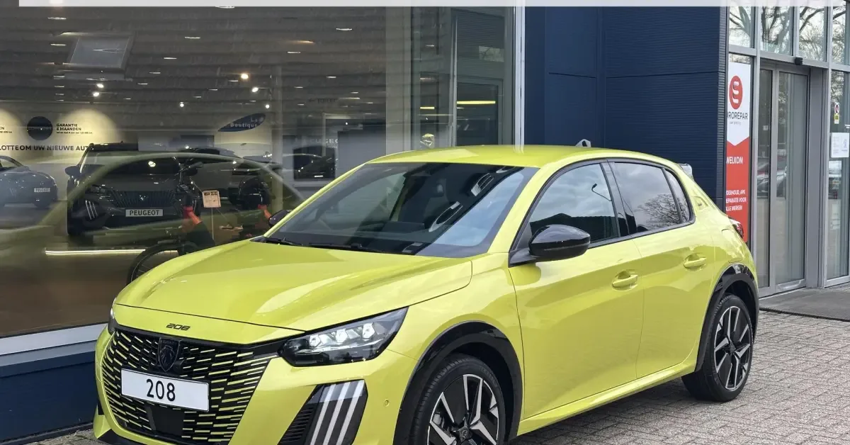 Peugeot 208 (2025) — foto 1