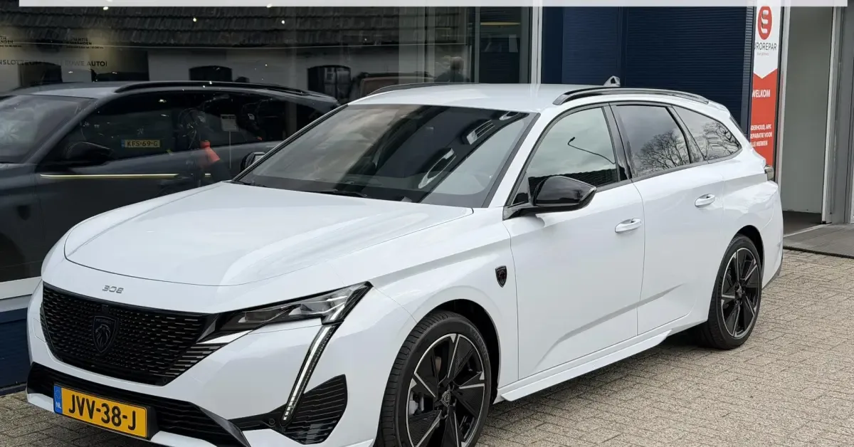Peugeot e-308 (2026) — foto 1