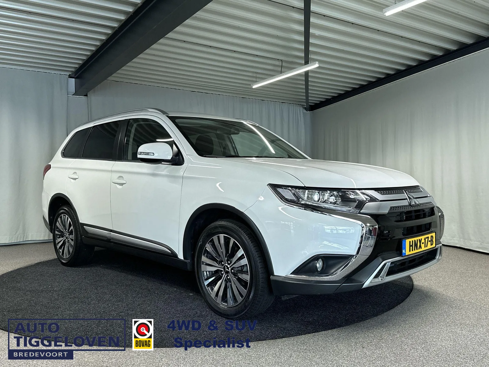 Mitsubishi Outlander (2019) — foto 1
