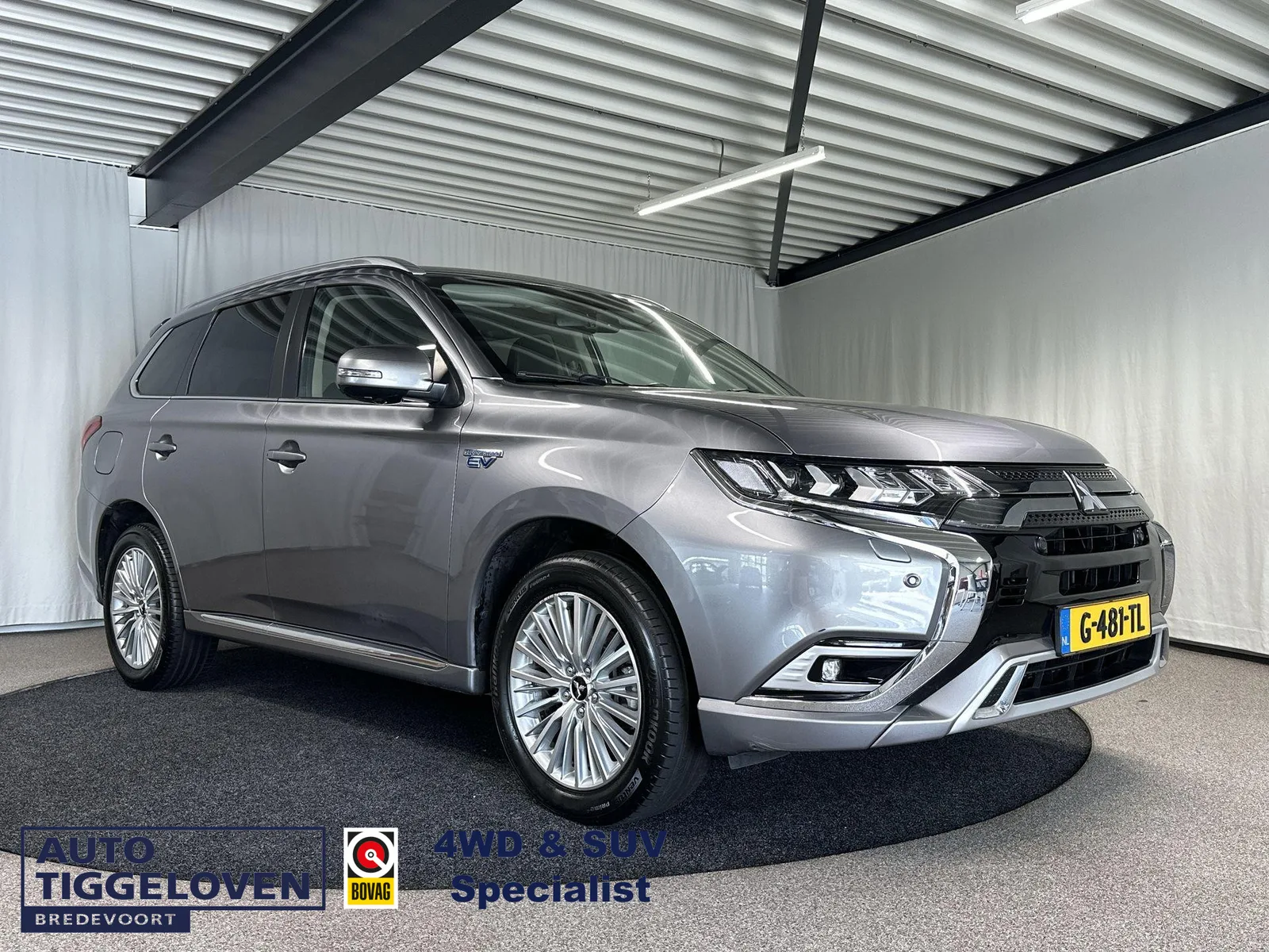 Mitsubishi Outlander (2019) — foto 1