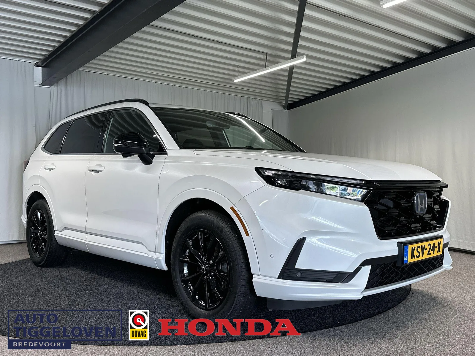 Honda CR-V (2024) — foto 1