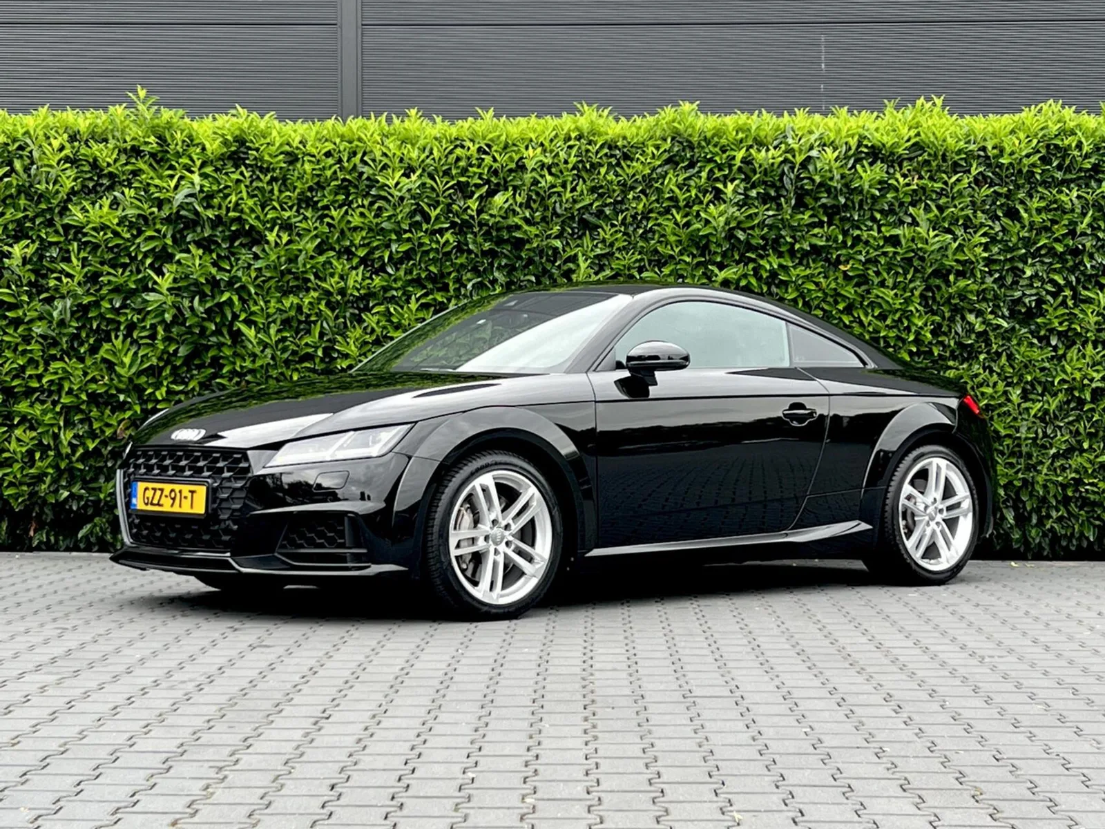 Audi TT (2021) — foto 1