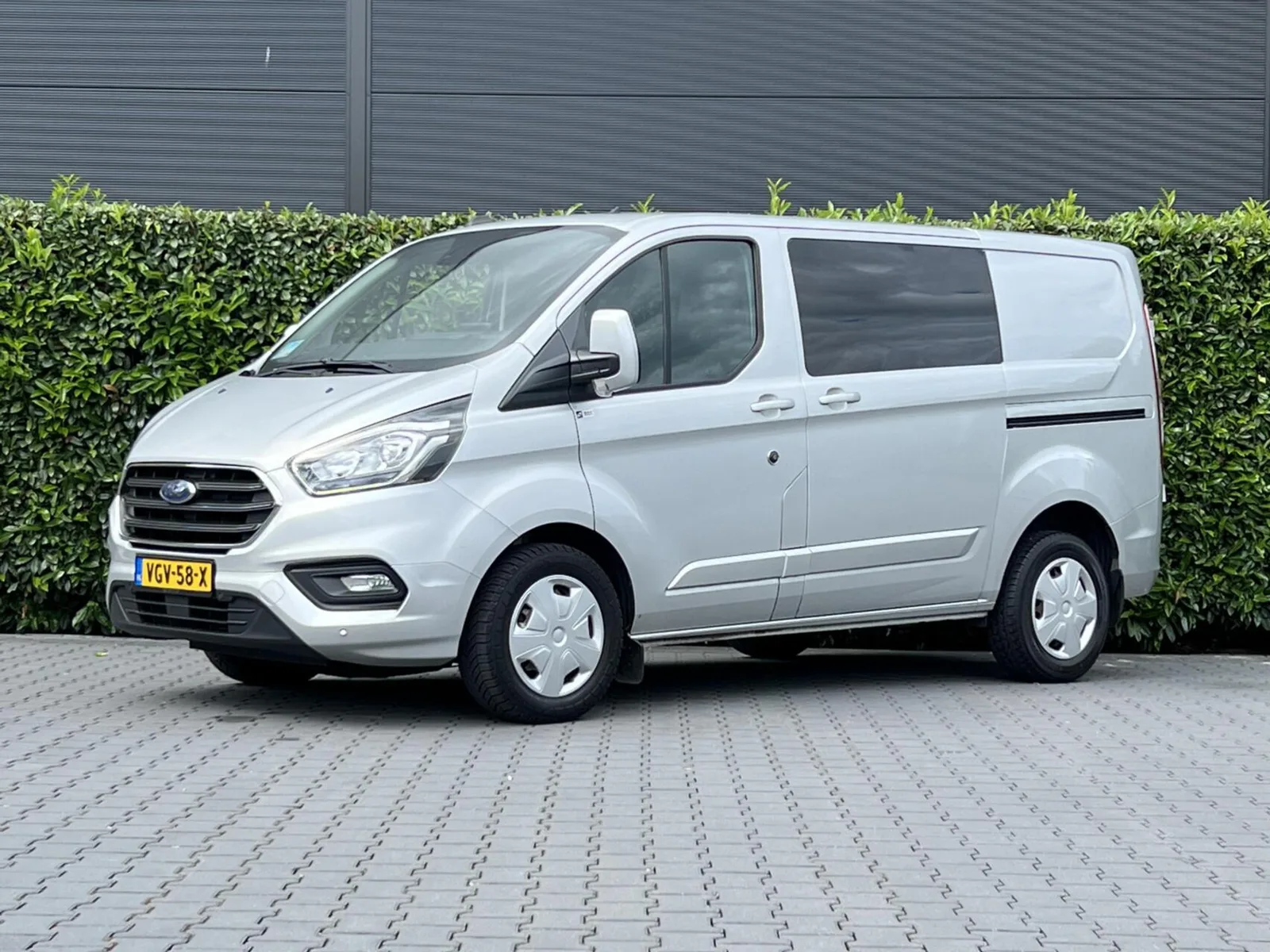 Ford Transit Custom (2020) — foto 1
