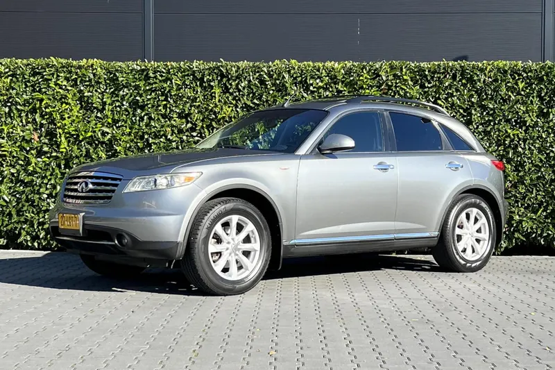 Infiniti FX (2007)