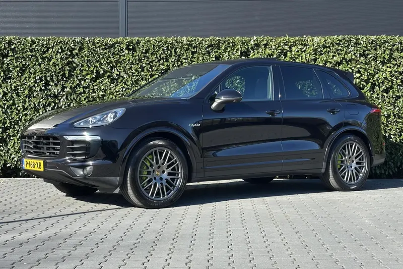 Porsche Cayenne (2017)