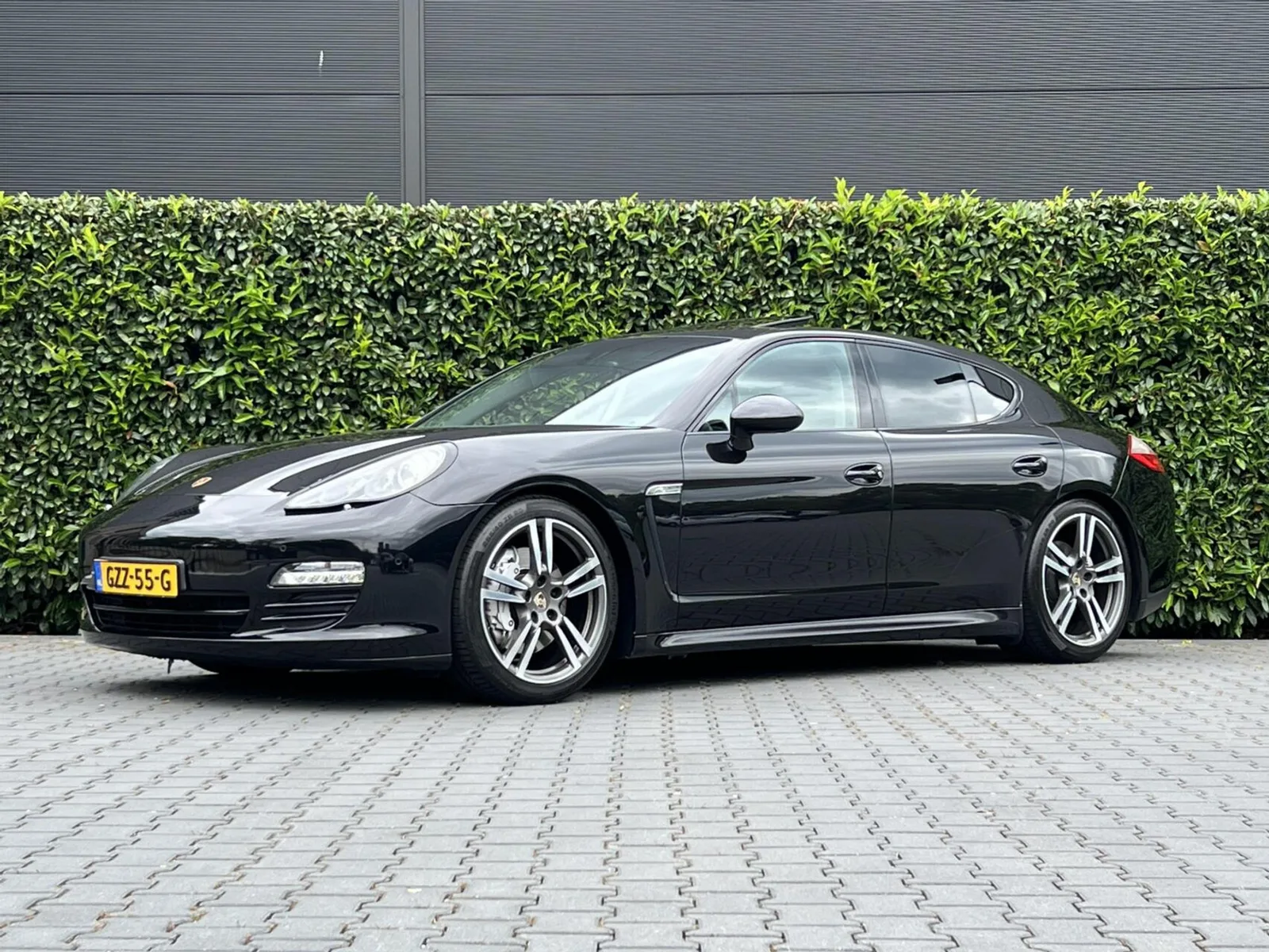 Porsche Panamera (2014) — foto 1