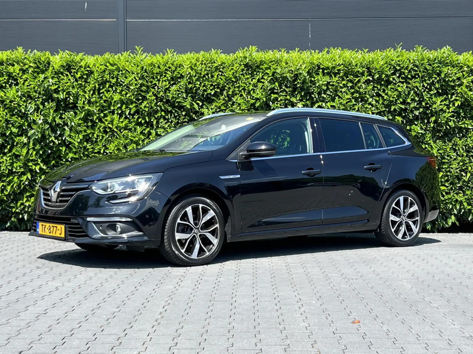 Renault Mégane (2018) — foto 1