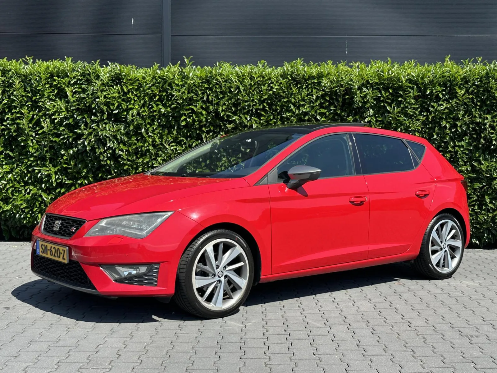SEAT Leon (2013) — foto 1