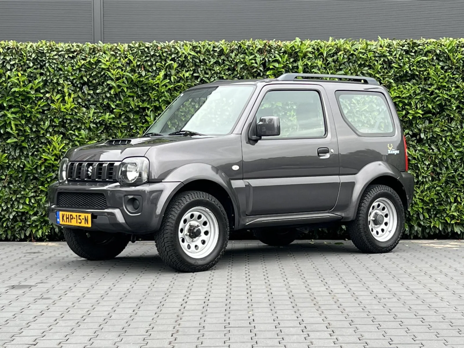 Suzuki Jimny (2017) — foto 1