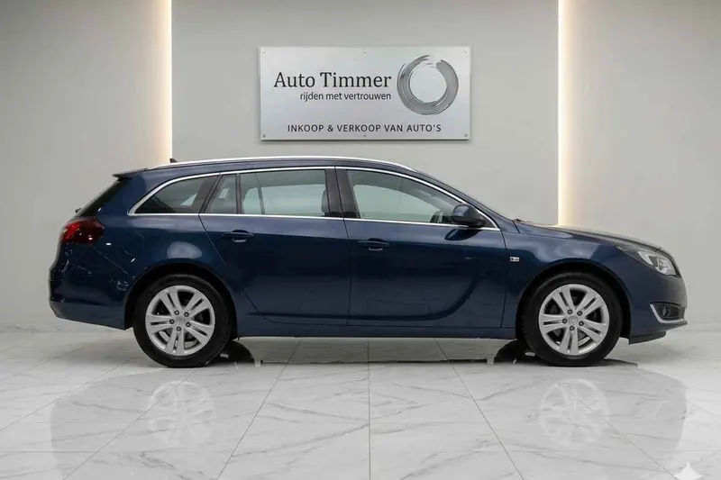 Opel Insignia (2010)