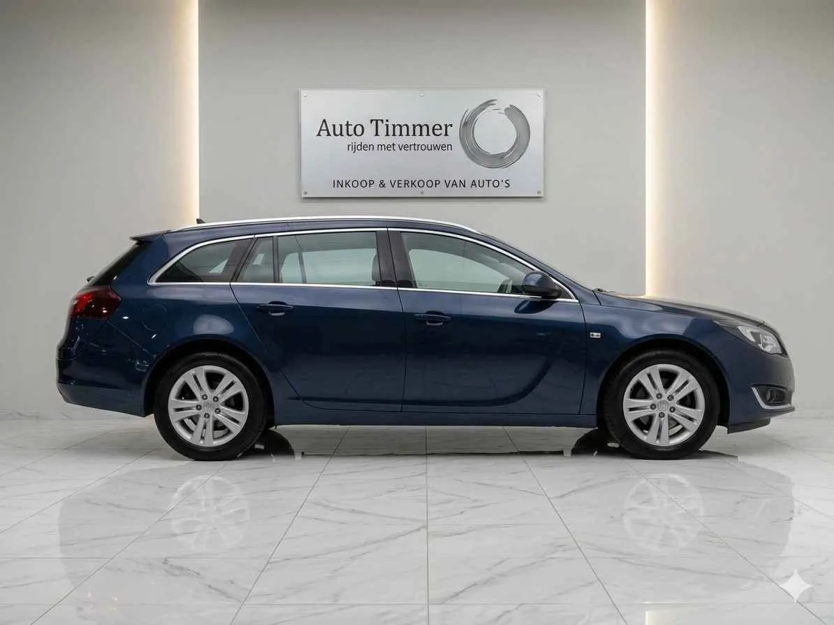 Opel Insignia (2010) — foto 1