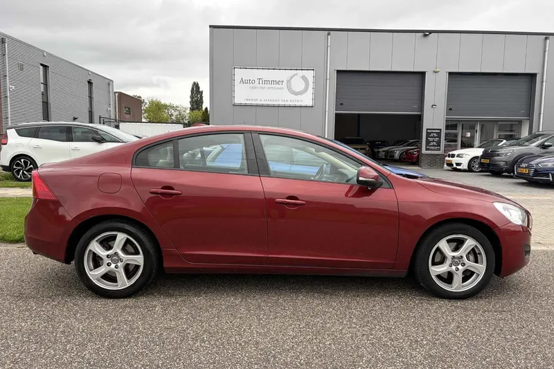 Volvo S60 (2010)