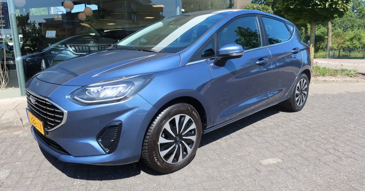 Ford Fiesta (2023) — foto 1