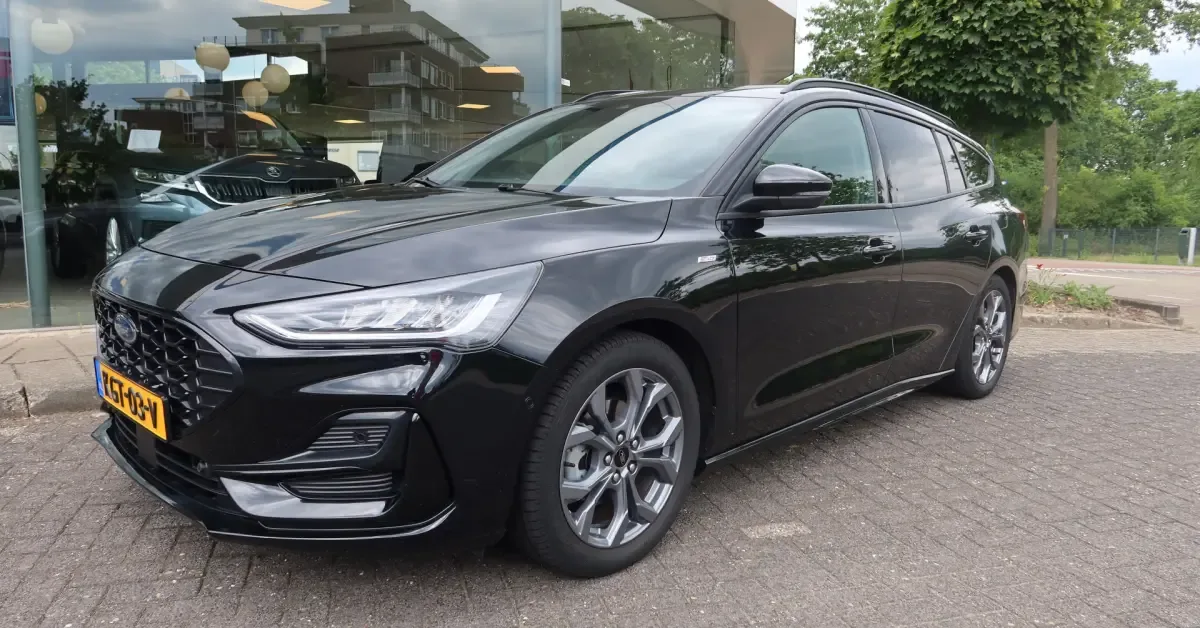 Ford Focus (2024) — foto 1