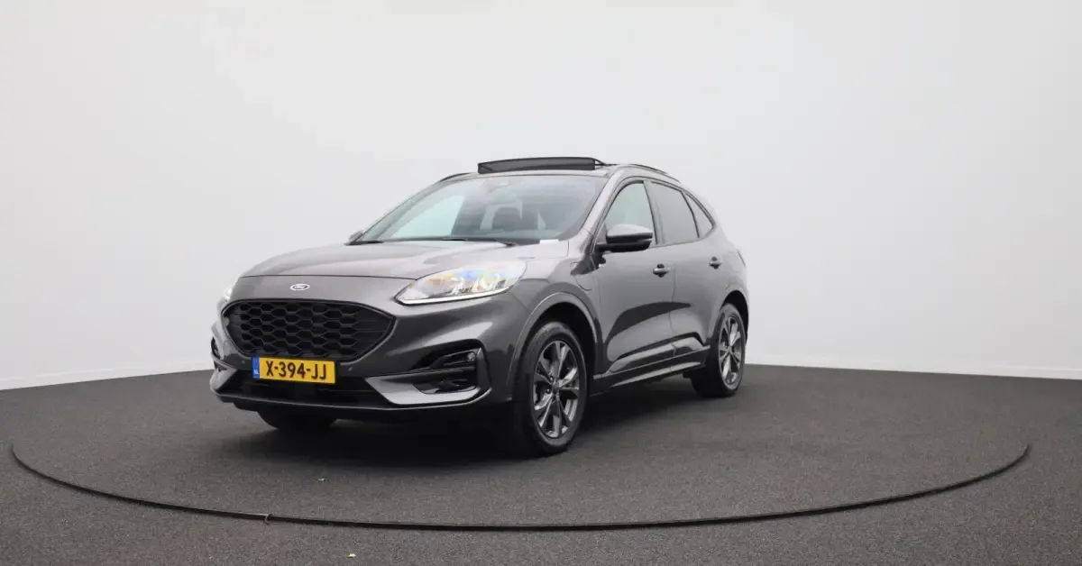 Ford Kuga (2023) — foto 1