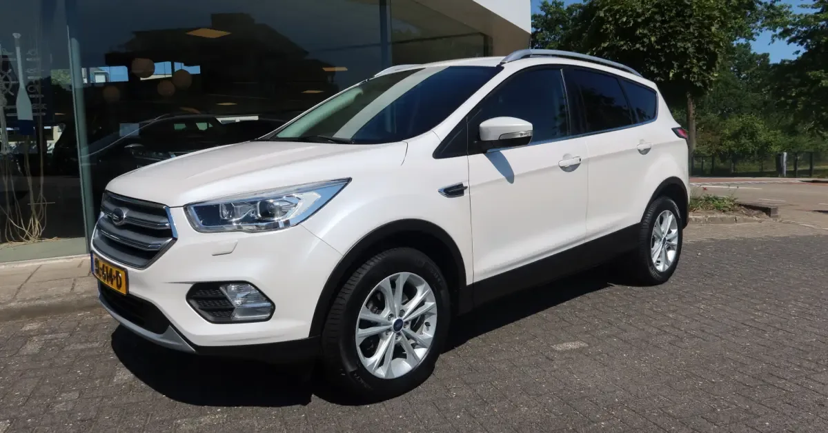 Ford Kuga (2018) — foto 1