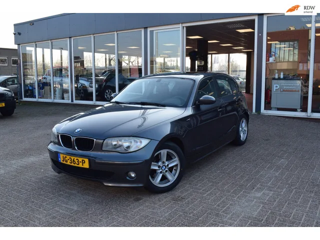 BMW 1-Serie (2006) — foto 1
